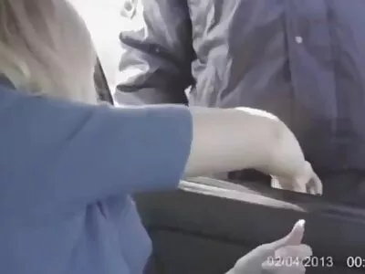 اس نے چرمی پتلون میں عورت کو چود لیا۔